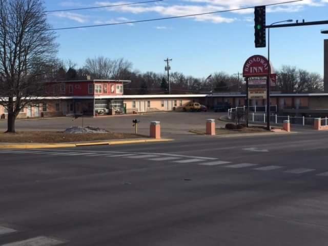 Broadway Inn Yankton Eksteriør bilde